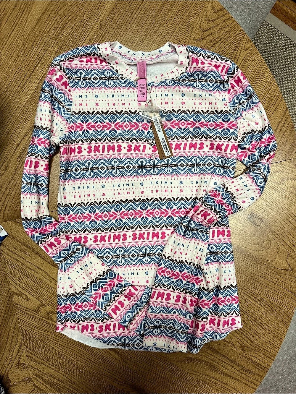 SKIMS Logo Plush Pointelle Long Sleeve Henley Medium